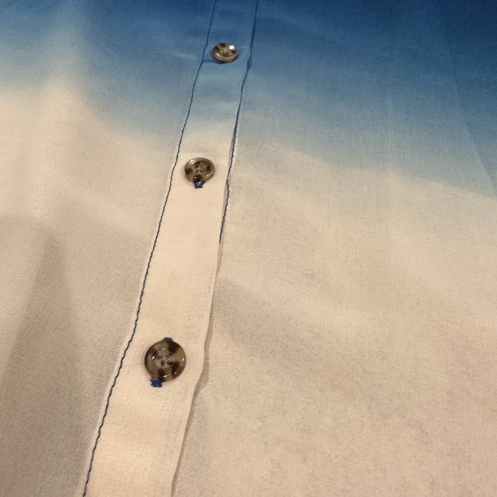 Women’s Volcom Sheer Button Down Size Med/ 12 - image 6